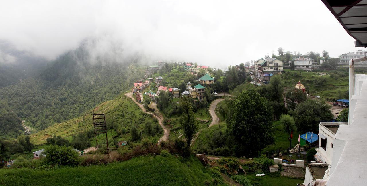 Divyansh Hotel Дармсала Екстер'єр фото