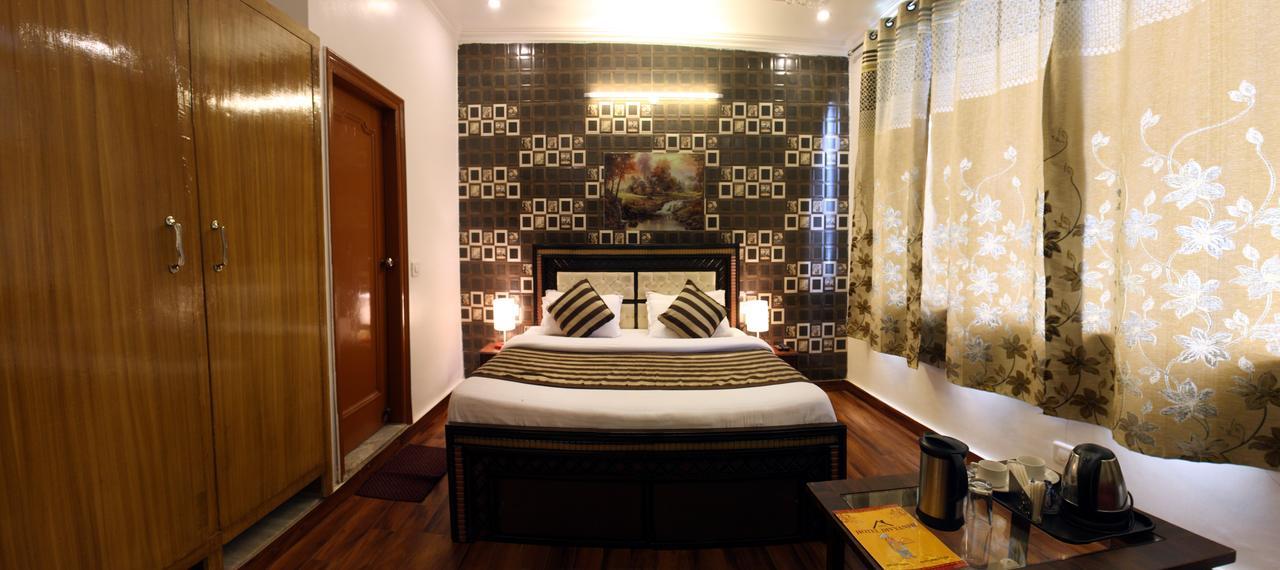 Divyansh Hotel Дармсала Екстер'єр фото