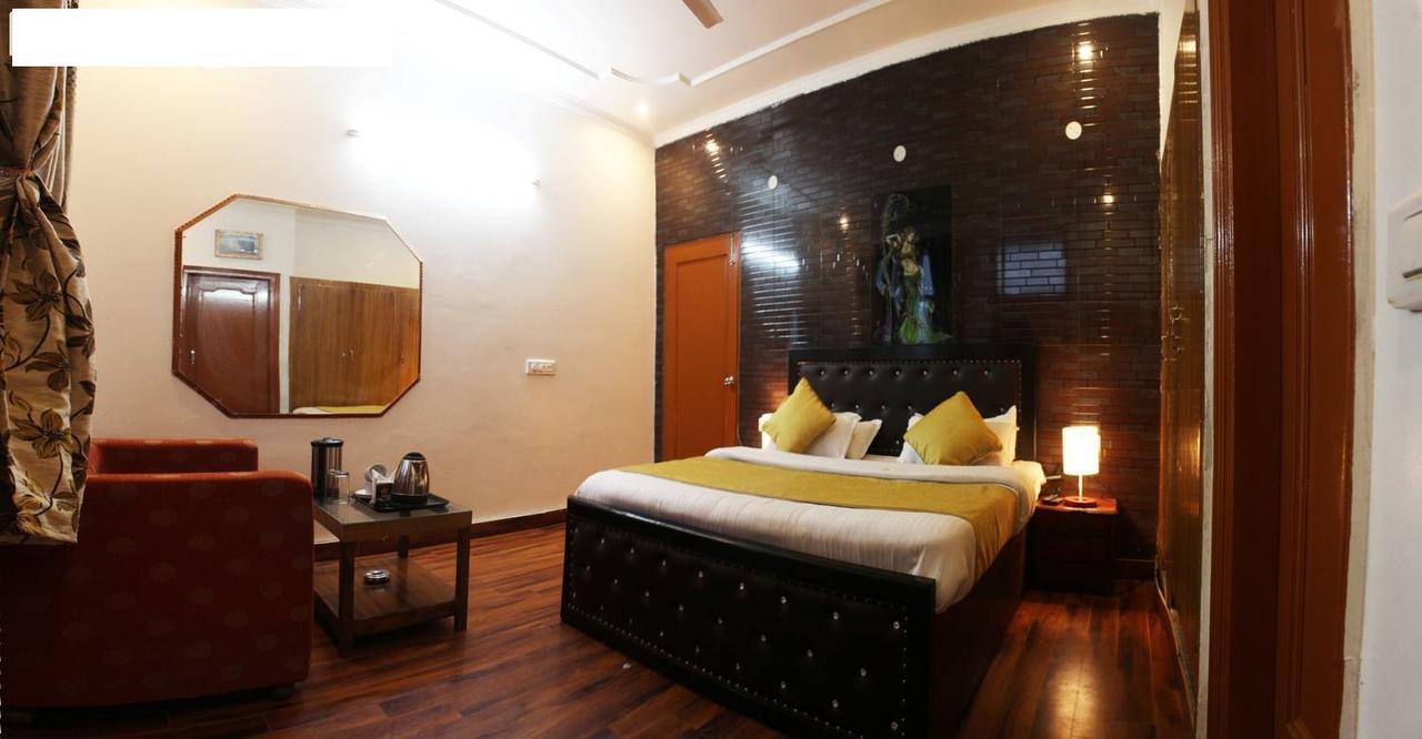 Divyansh Hotel Дармсала Екстер'єр фото