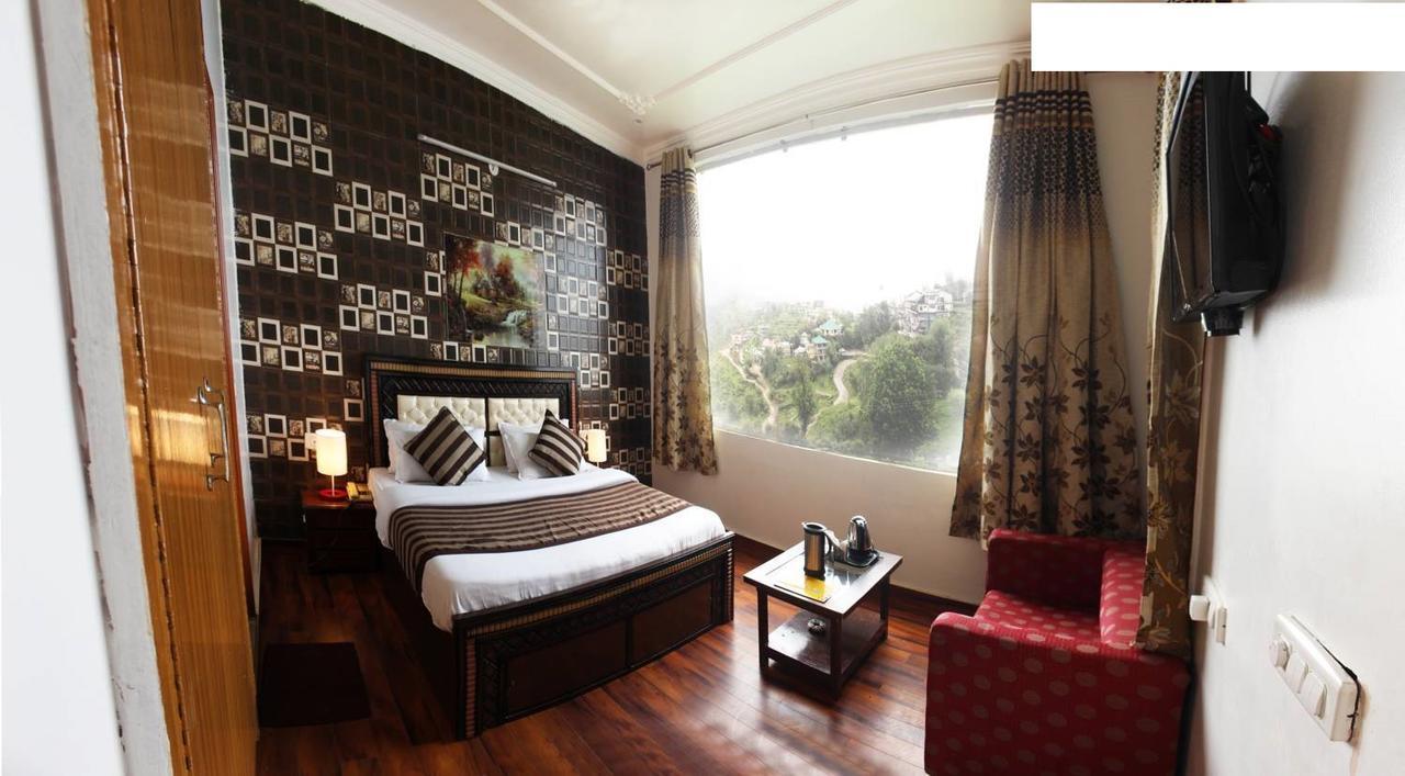 Divyansh Hotel Дармсала Екстер'єр фото